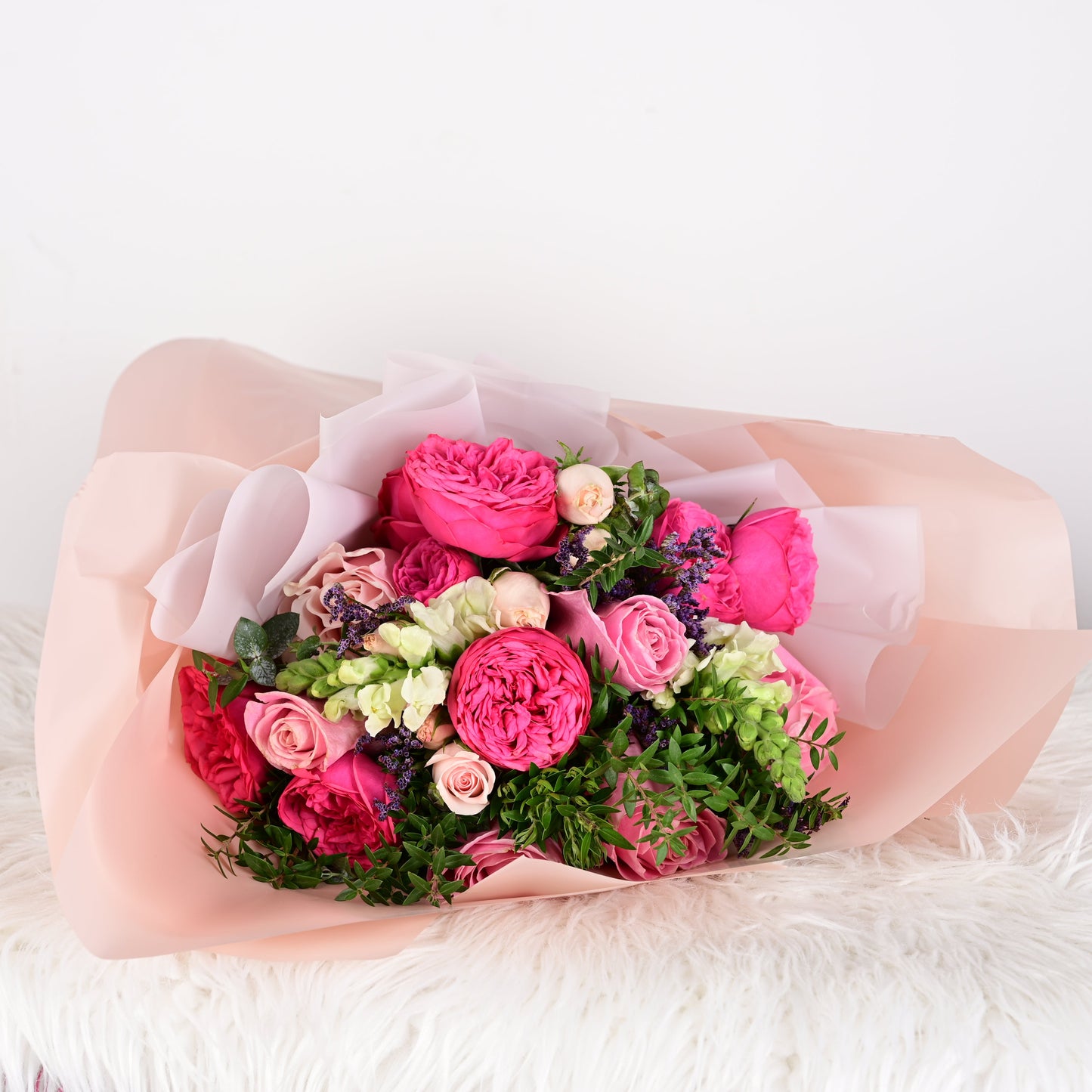 ROSAS INGLESAS CON ROSAS DIA DE LA NOVIA