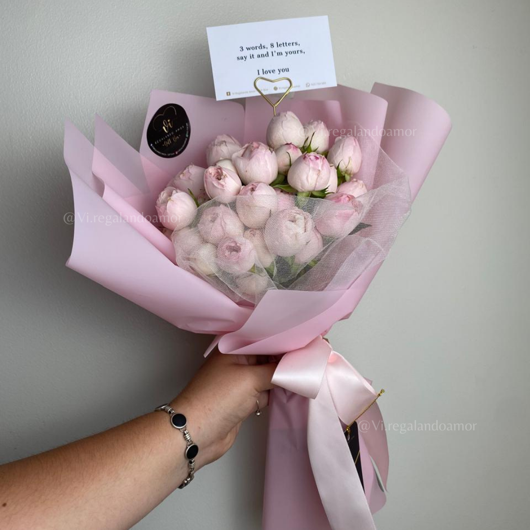 Ramo de rosas inglesas rosadas basada en gossip girl