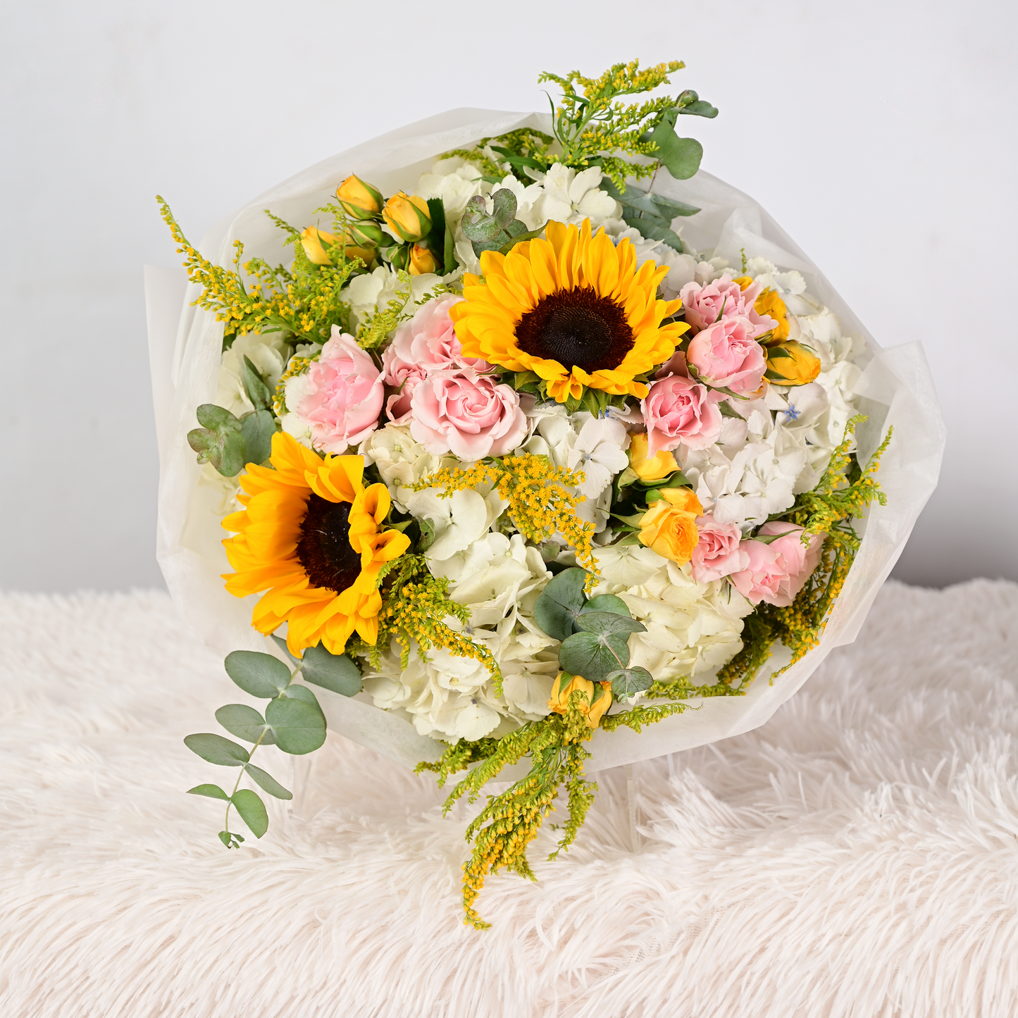 Ramo Gea - Hortensia y Girasol