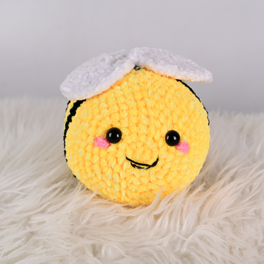Abejita tejida en chelline - Peluche - Flores amarillas