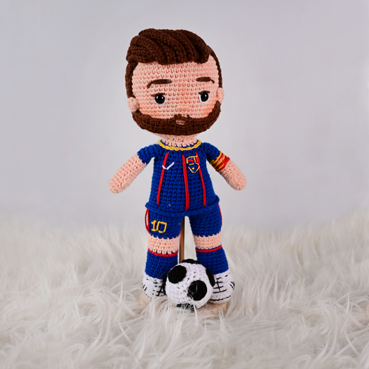 Amigurumi de Messi con Pelota