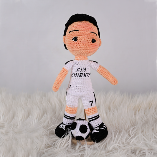 Amigurumi de Cristiano Ronaldo con Pelota