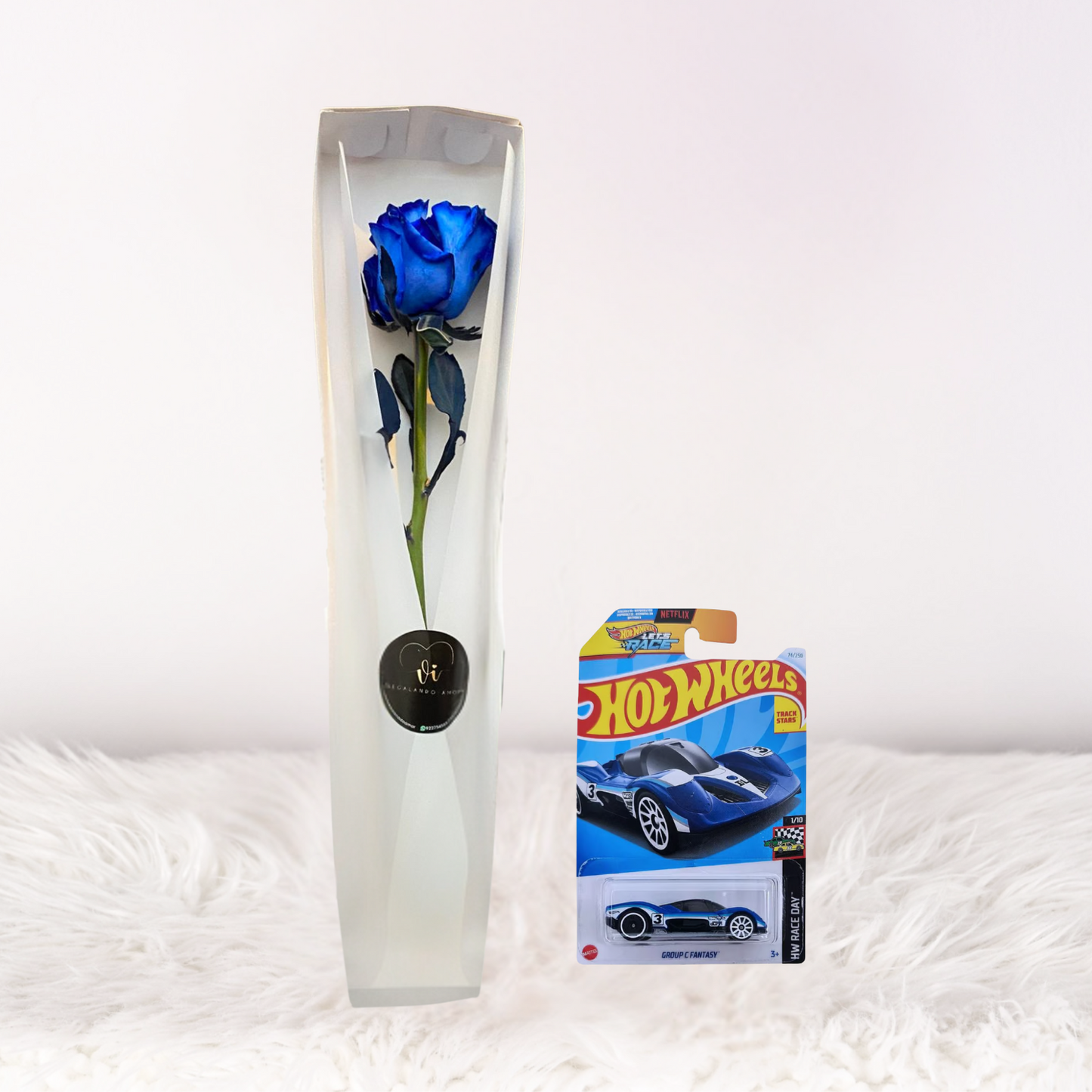 caja de 1 rosa azul + carrito hotweels