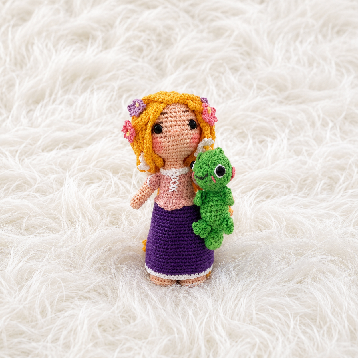 Amigurumi Rapunzel + Pascal