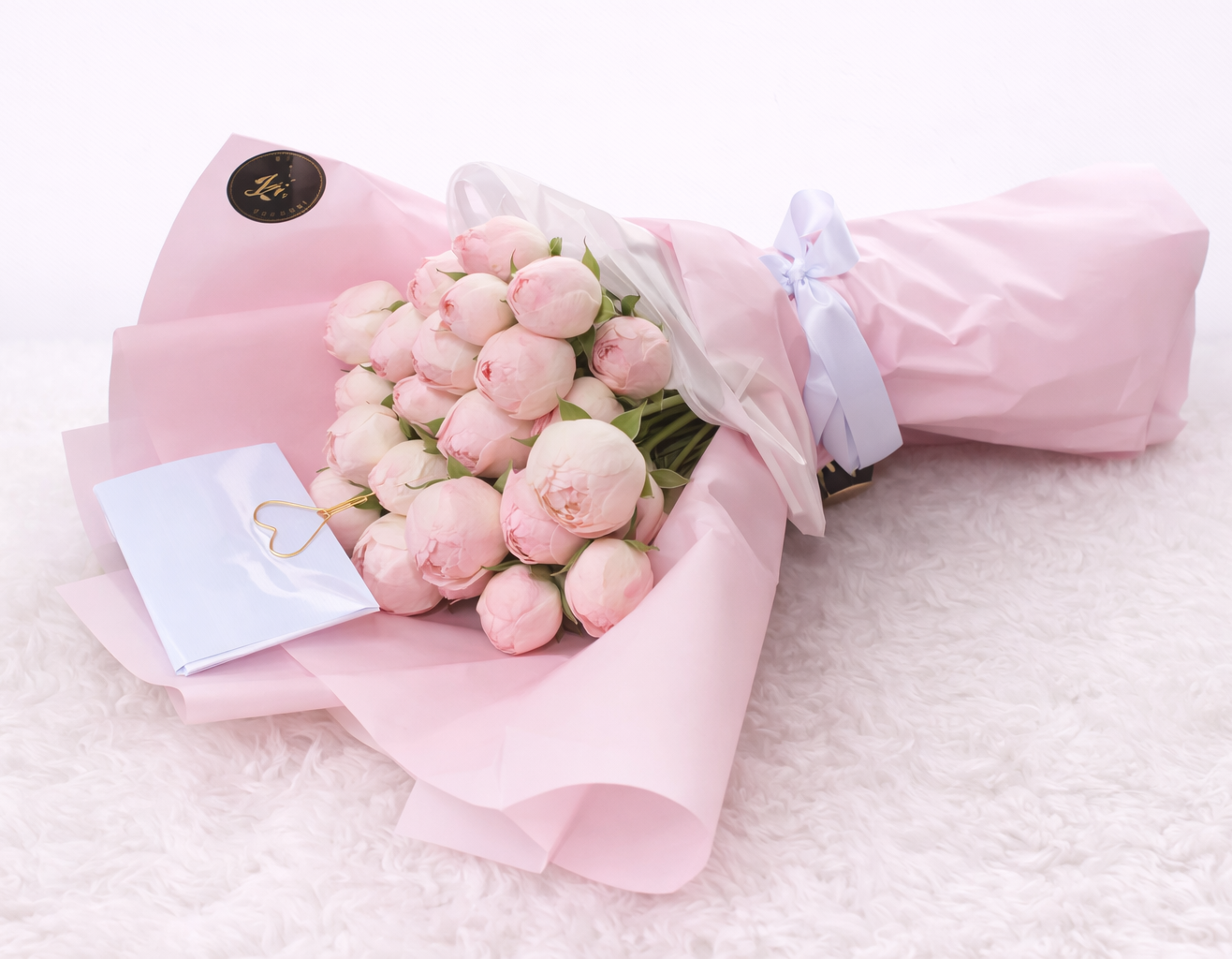 Ramo XOXO Rosas Inglesas