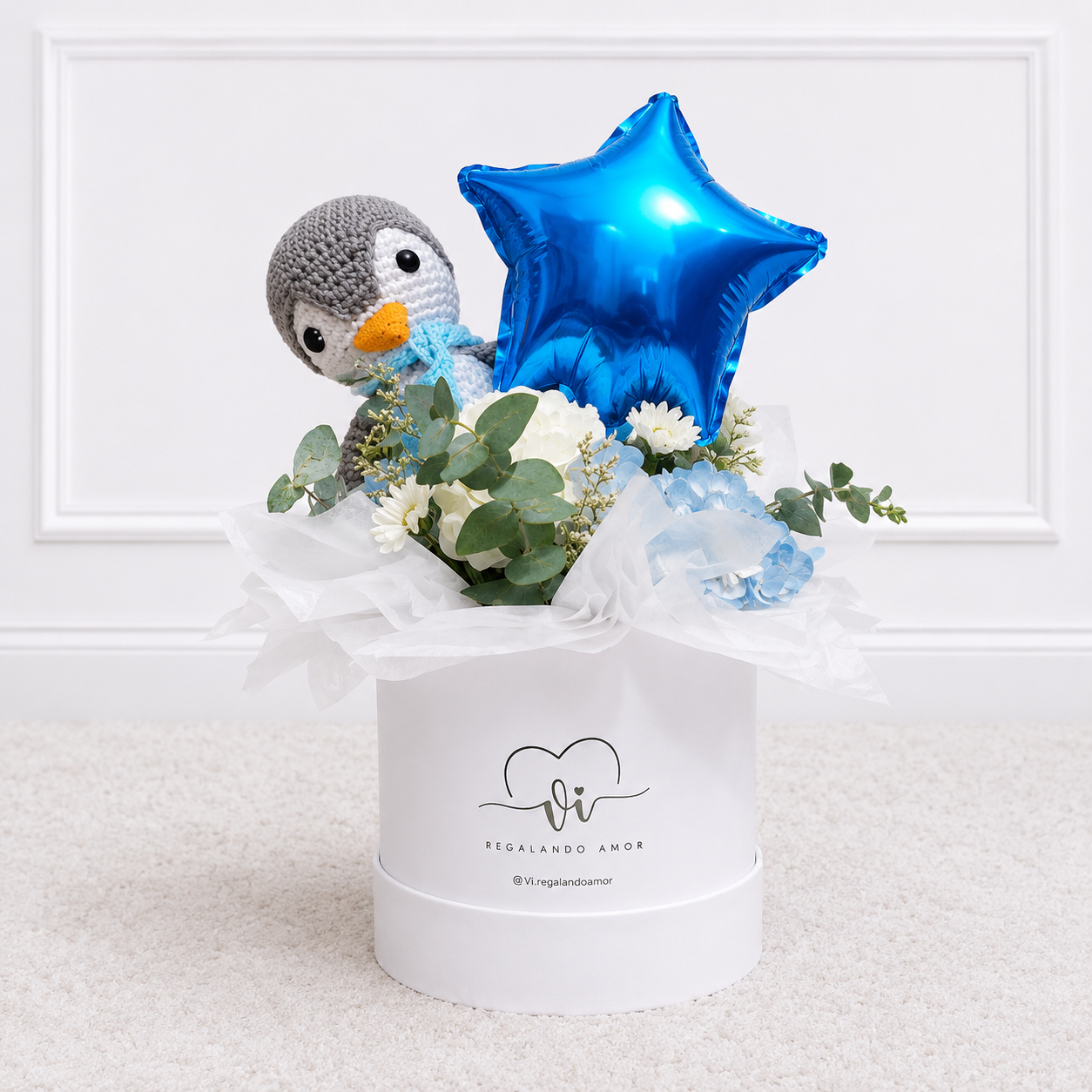 Mini box Liam - Pinguino - Peluche