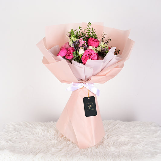 ROSAS IGNMLESAS ROSAS Y VARIEDAD FLORAL PARA EL DIA DE LA NOVIA
