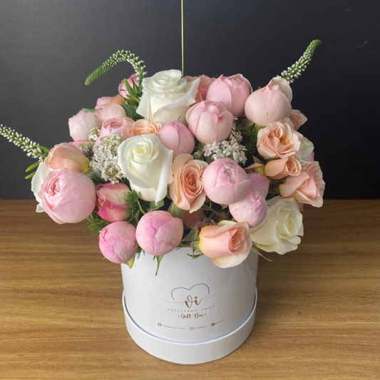 Box Sophia - Rosas Inglesias con mini rosas - Peonias