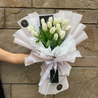 Ramo Giogia - 15 tulipanes Blancos