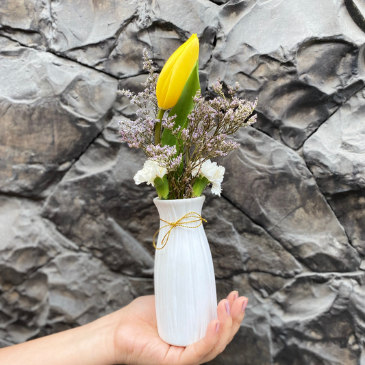 MINI FLORERO DE 1 TULIPAN AMARILLO