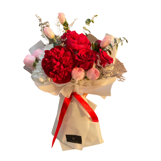 Ramo Evania - Peonias y tulipanes