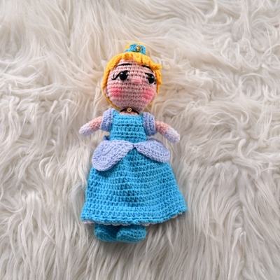Amigurumi Cenicienta – Tamaño Grande