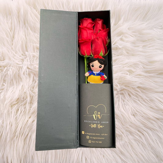 Box Luxury Rosas + Mini Blanca Nieves 👑