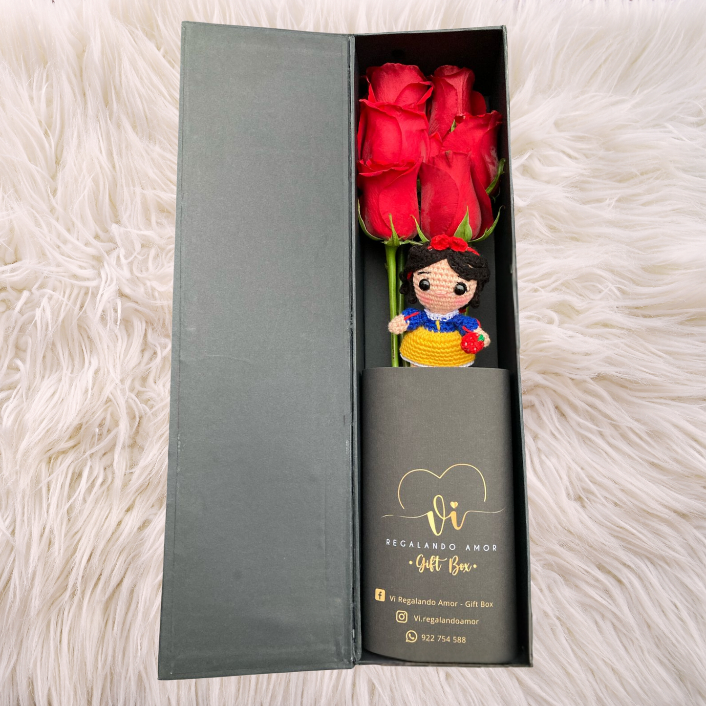 Box Luxury Rosas + Mini Blanca Nieves 👑