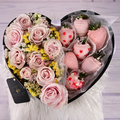 Dulce Corazón – Rosas y fresas con chocolate