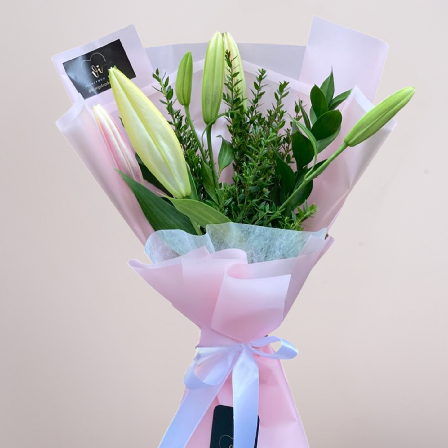 Ramo Yuri – Lirios Blancos