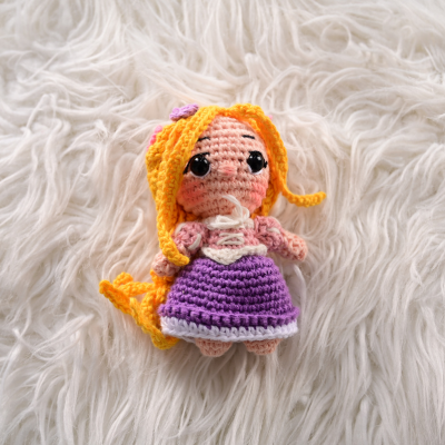 Amigurumi Rapunzel – Tamaño Pequeño