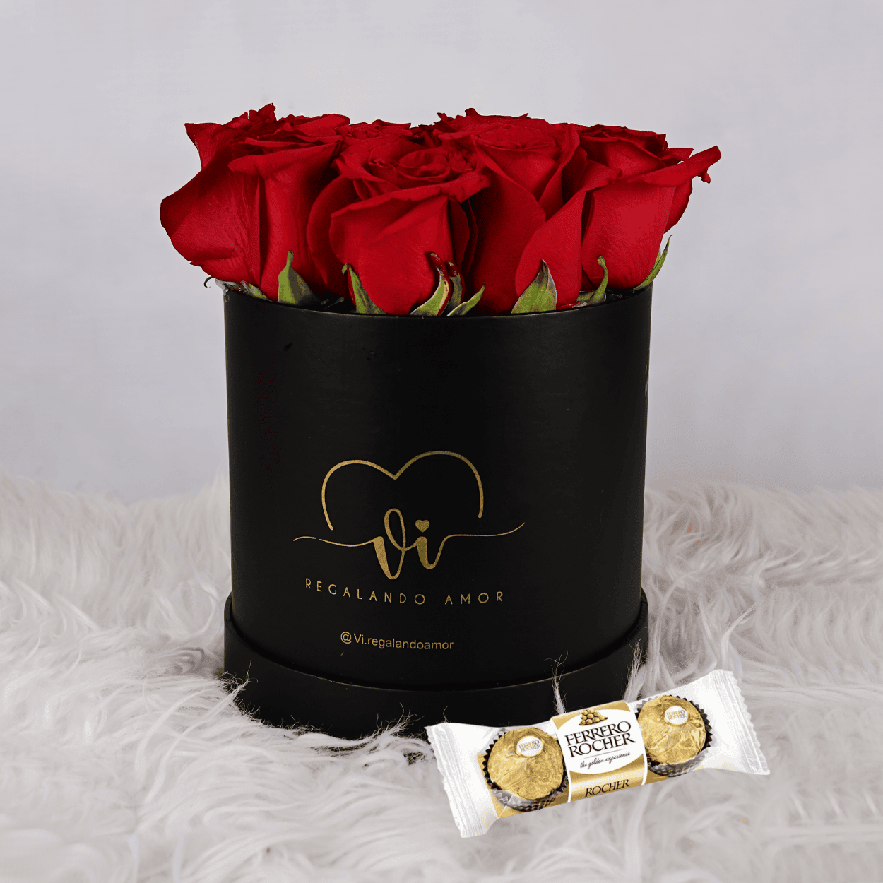 Box clasico rosas rojas + Chocolate